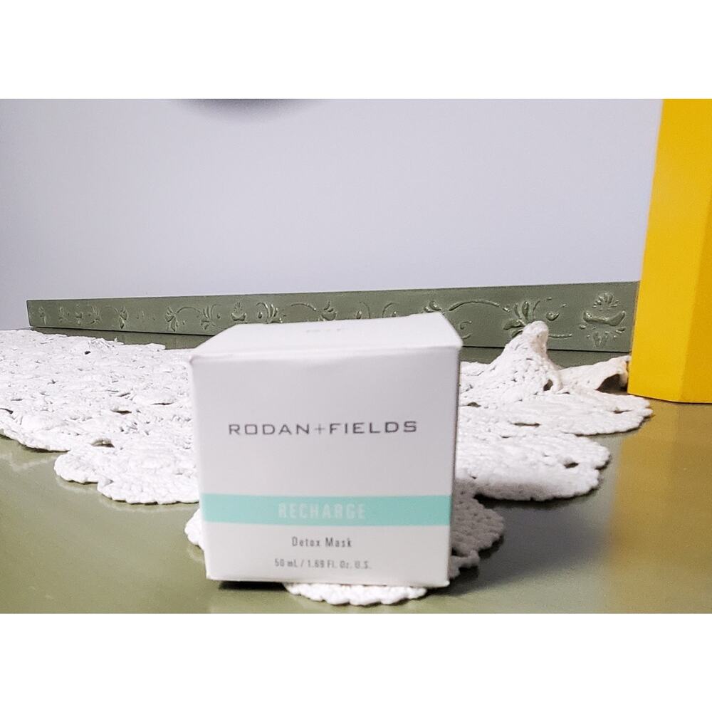 Rodan + Fields RECHARGE DETOX MASK with Charcoal ~ 1.69 fl. oz. ~ NIB Sealed